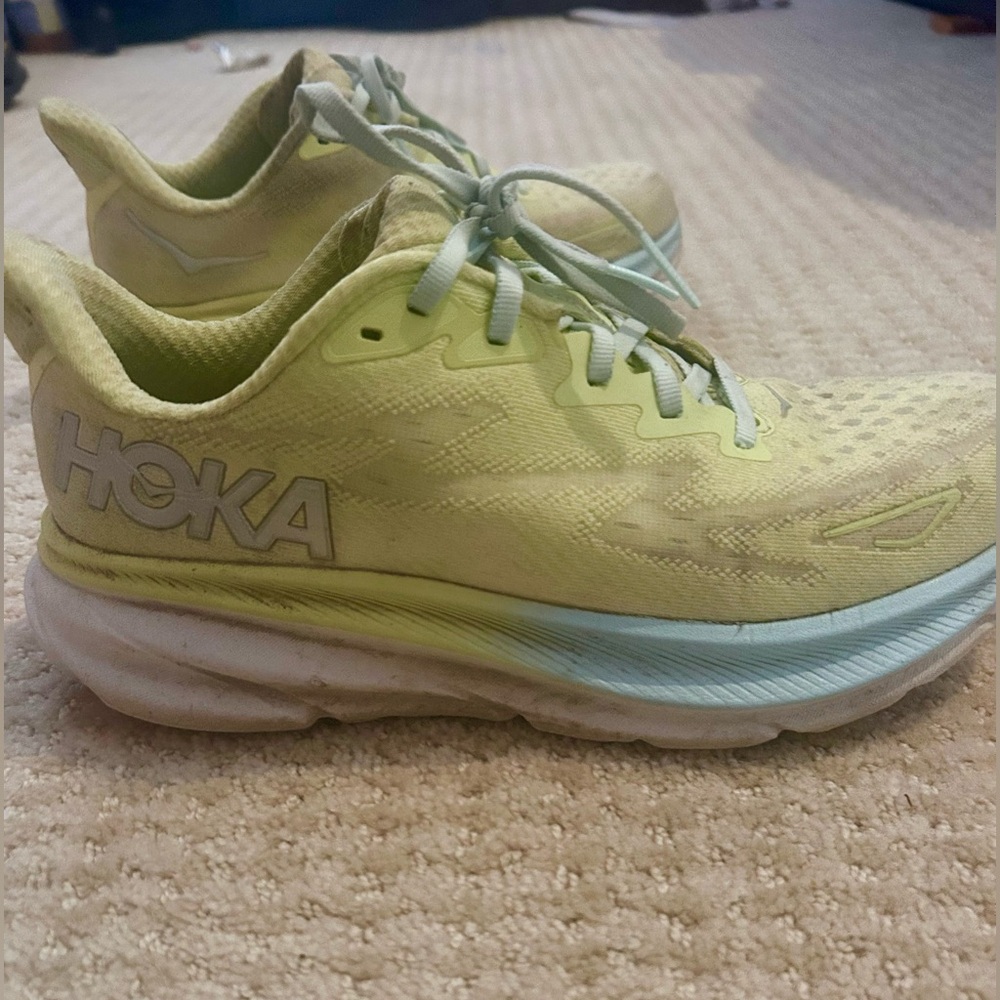 Hoka Clifton 9 women’s running/walking shoes